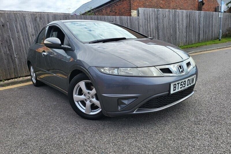Silver Used 2010 Honda Civic SE Hatchback | £3,695 (Fair price) - Image 1/1
