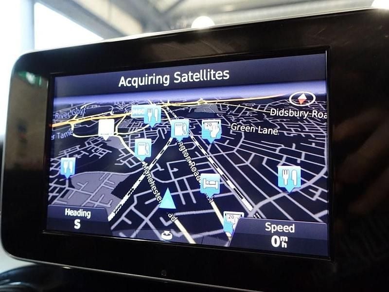 Used Mercedes C220 Premium 170 HP (125 kW) 2014 Silver Estate