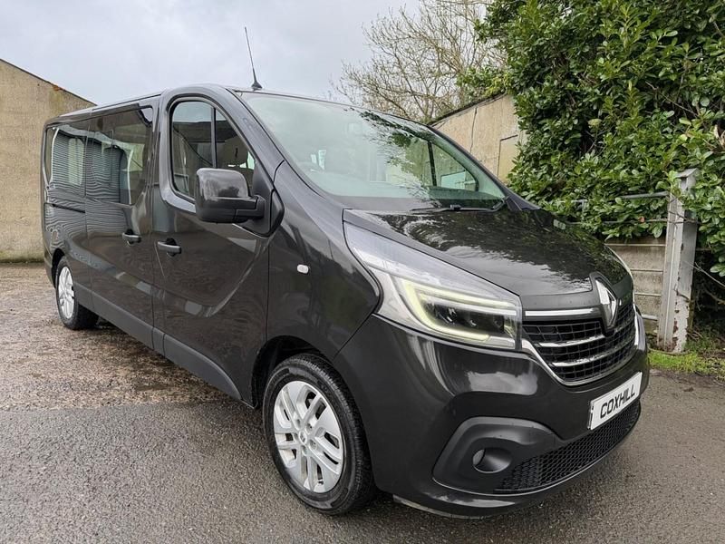 Used Renault Trafic 2020 Black MPV