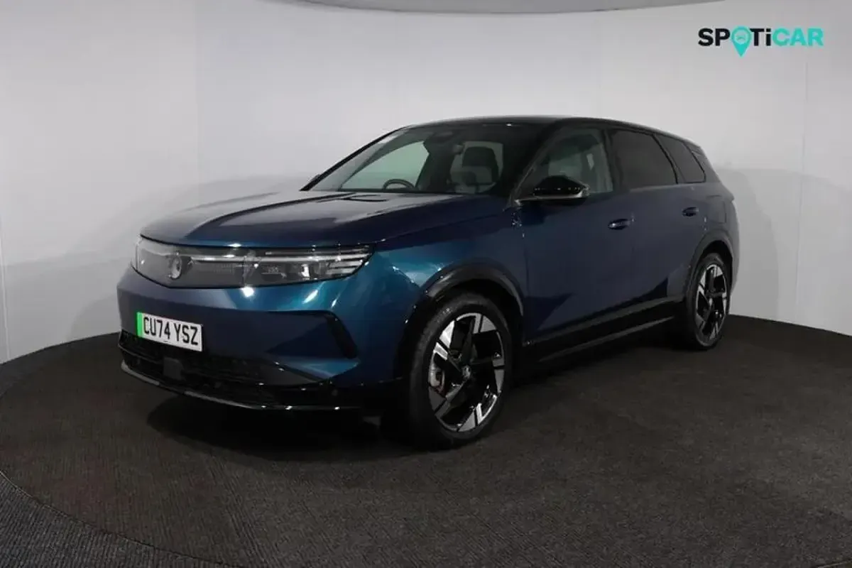 Used Vauxhall Grandland Ultimate 154 kW (210 HP) 2024 Blue SUV