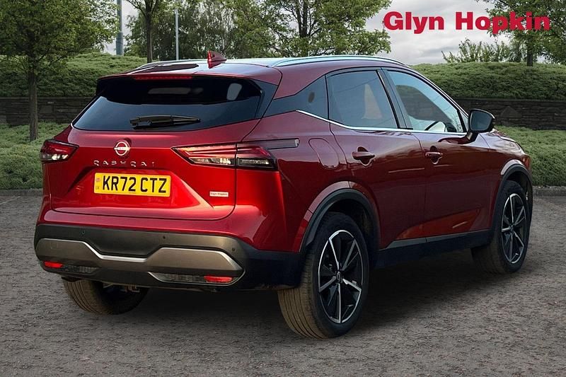 Used Nissan Qashqai Tekna 2022 Red SUV