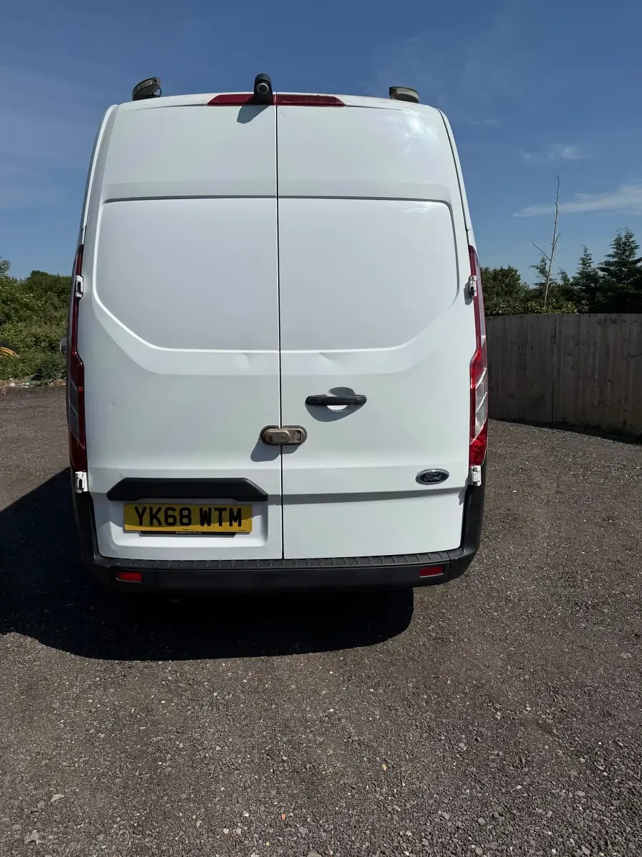 Used Ford Transit Custom 130 HP (95 kW) 2018 White Van