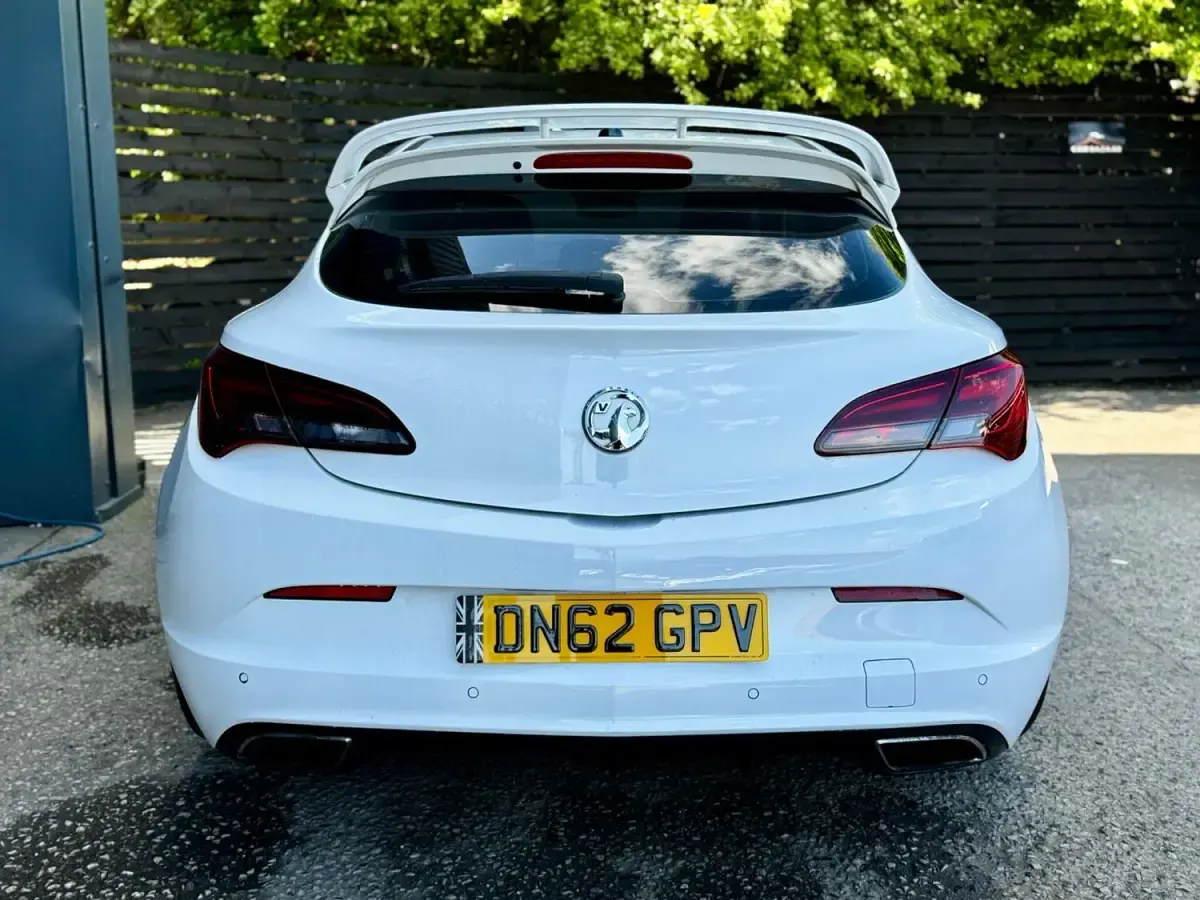 Used Vauxhall Astra GTC 2012 White Hatchback