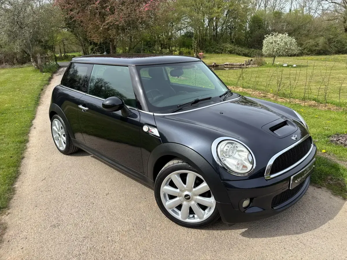 Usado Mini Cooper S Hatch 175 HP (128 kW) 2009 Preto Citadino
