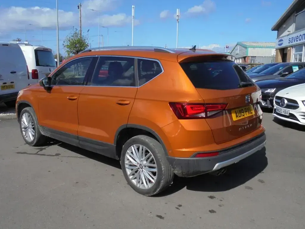 Used Seat Ateca XCELLENCE 150 HP (110 kW) 2019 Orange SUV