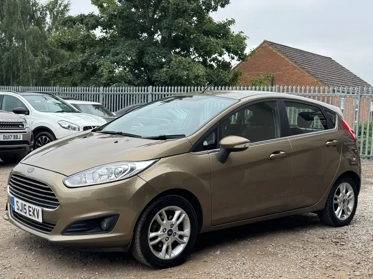 Used Ford Fiesta Zetec 2015 Brown Hatchback