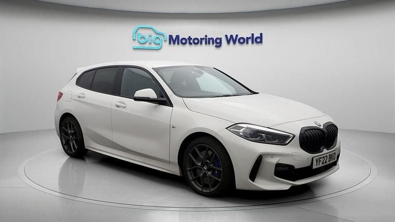Used 2022 BMW 118 M Sport Hatchback | £21,000 (Fair price) - Image 1/4