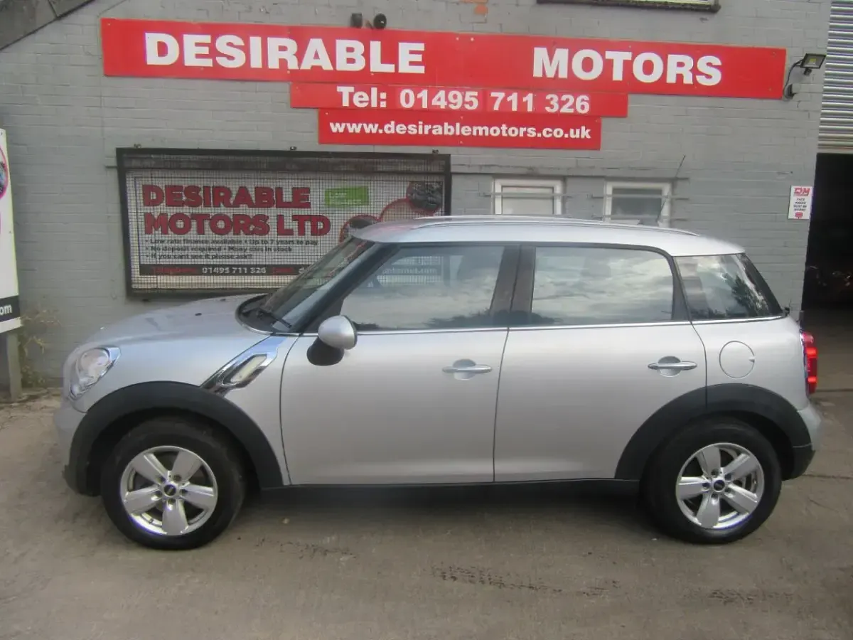 Used Mini Cooper D 2015 Silver Hatchback