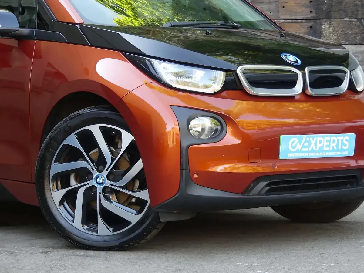 Used BMW i3 22 kW (30 HP) 2015 Orange Hatchback