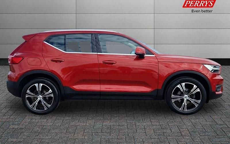 Used Volvo XC40 Inscription 163 HP (119 kW) 2021 SUV