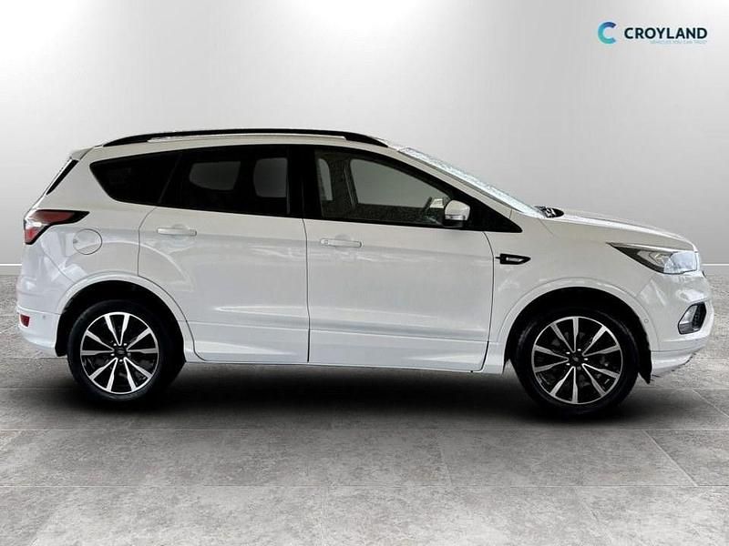 Used Ford Kuga ST-Line 120 HP (88 kW) 2018 White SUV