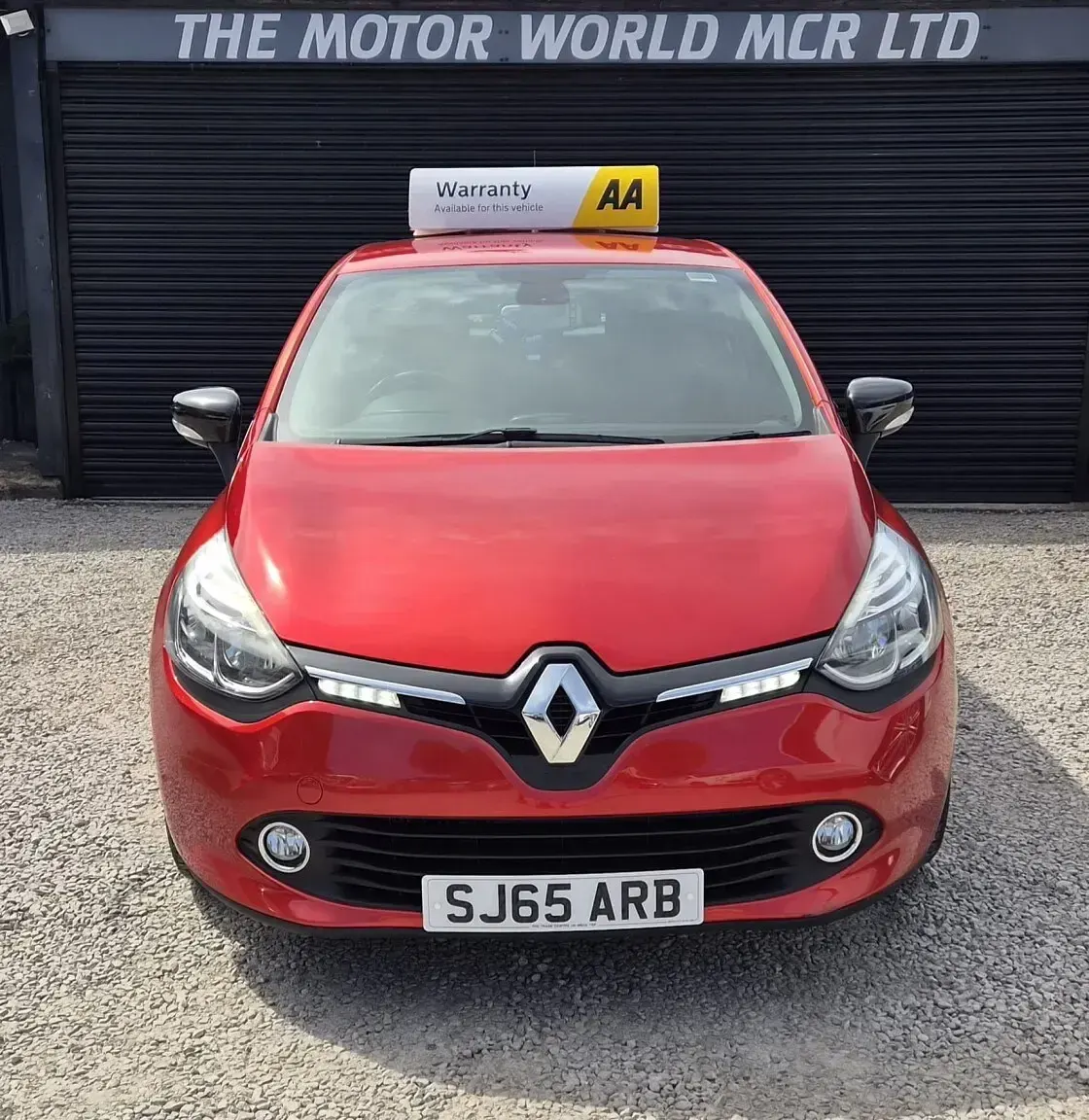 Used Renault Clio Dynamique 90 HP (66 kW) 2016 Red Hatchback