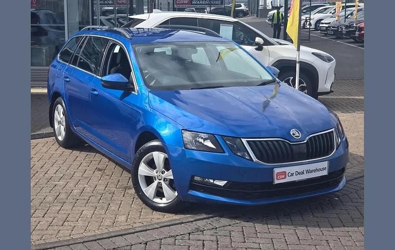Blue Used 2020 Skoda Octavia SE Technology Estate | £14,299 (Good price) - Image 1/4