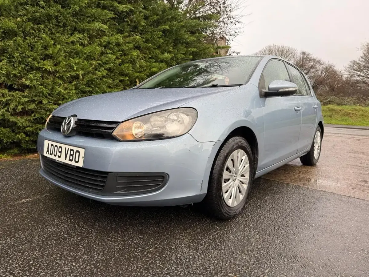 Usado VW Golf VI S 102 HP (75 kW) 2009 Azul Citadino