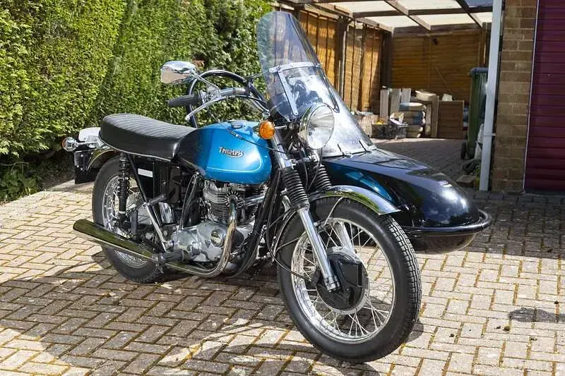 Used Triumph TR6 1972 Blue Cabriolet