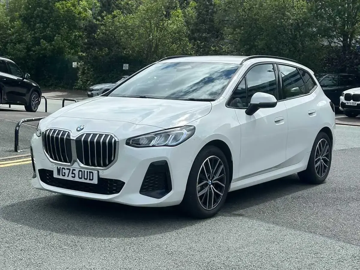 New BMW 220 Active Tourer M Sport 168 HP (123 kW) 2025 White MPV