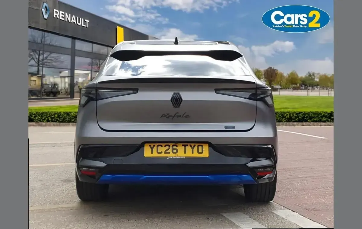 Nowe Renault Rafale Iconic Esprit Alpine 200 KM (147 kW) 2026 Szary SUV