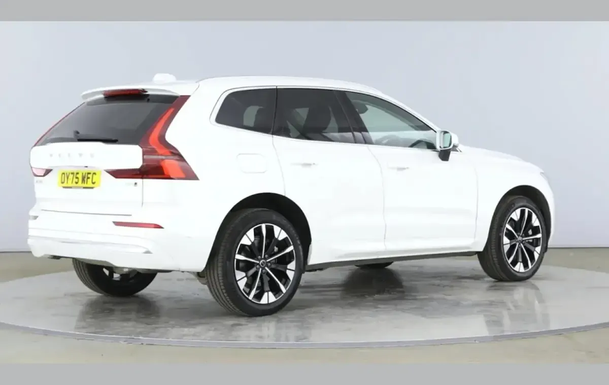 Used Volvo XC60 Ultra 247 HP (181 kW) 2025 White SUV
