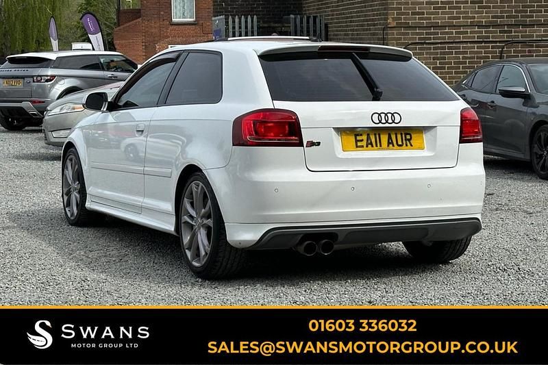 Begagnad Audi S3 Sportback 2011 Vit Halvkombi