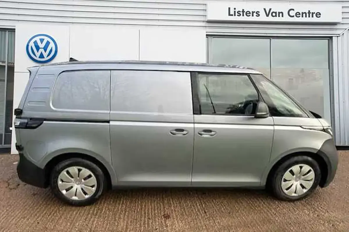 Used VW ID. Buzz 210 kW (286 HP) 2025 Silver MPV