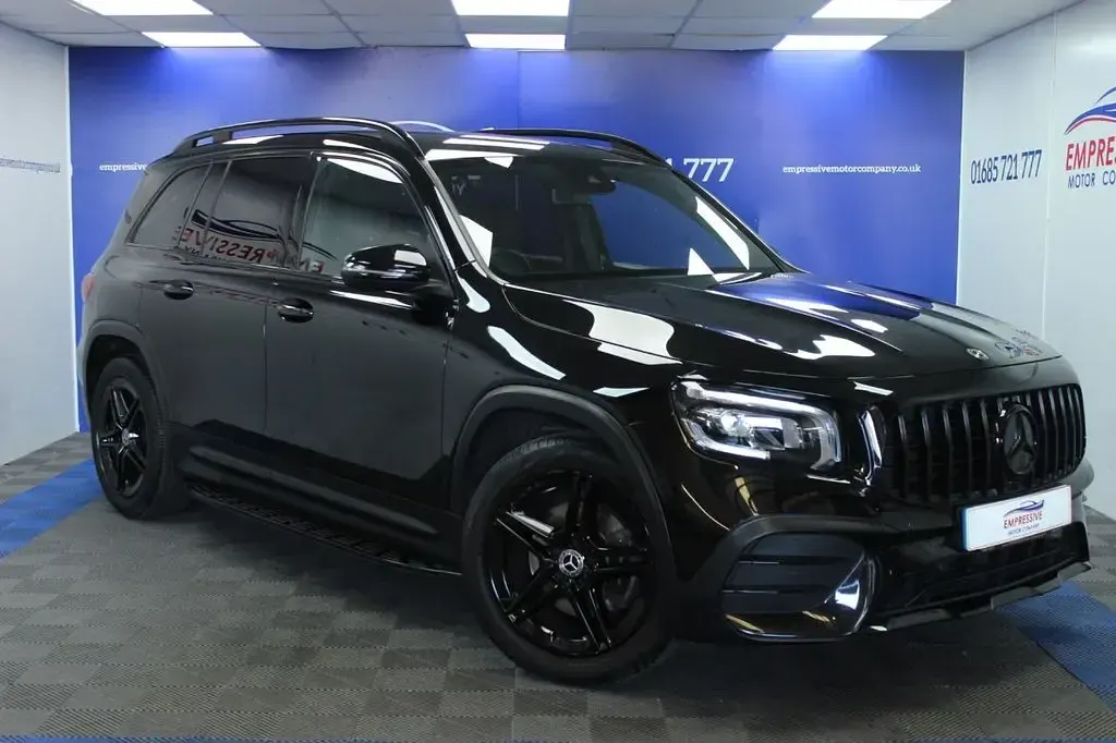 Used Mercedes GLB200 AMG line 163 HP (119 kW) 2020 Black SUV