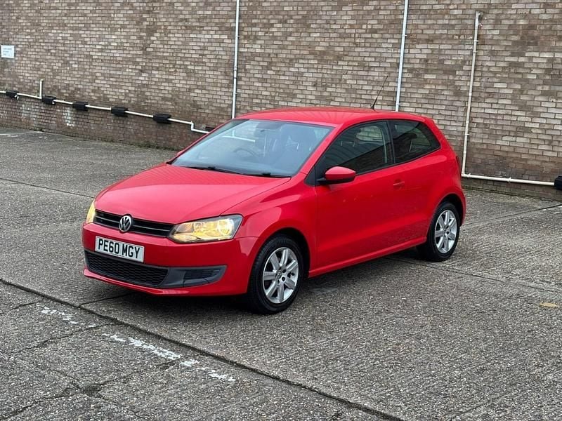 Used VW Polo SE 85 HP (62 kW) 2010 Red Hatchback