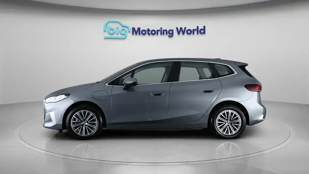 Used BMW 225 Luxury Line 245 HP (180 kW) 2024 Grey MPV