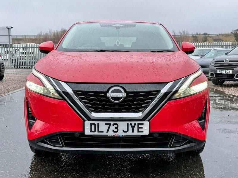Used Nissan Qashqai Acenta Premium 190 HP (139 kW) 2023 Red SUV