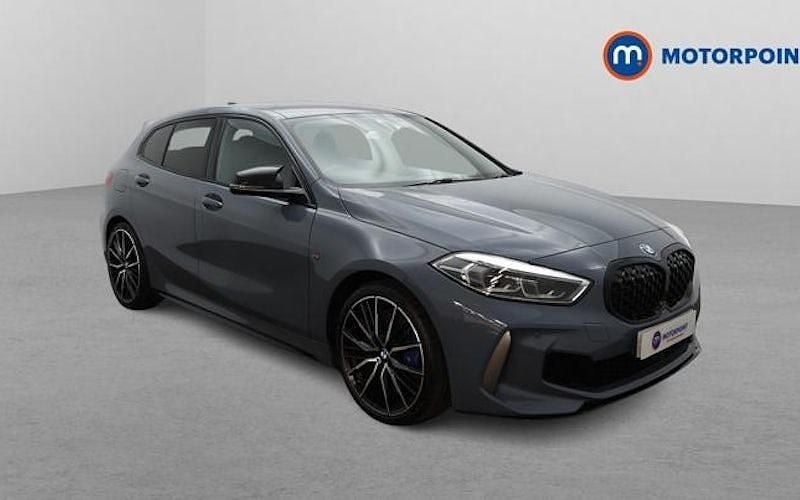 Begagnad BMW M135 306 HK (225 kW) 2023 Halvkombi