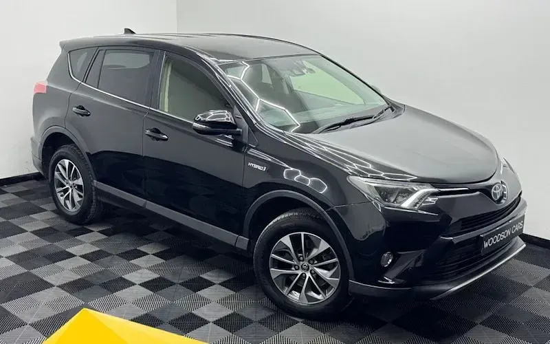 Used Toyota RAV4 Hybrid 197 HP (144 kW) 2018 SUV