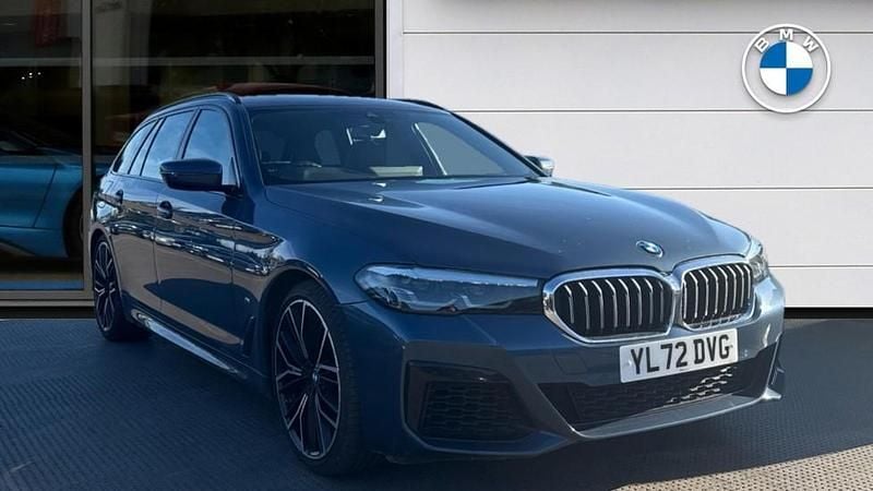 Blue Used 2023 BMW 540 M Sport Estate | £39,800 (Expensive) - Image 1/4