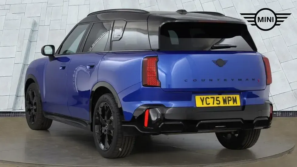 Używany Mini Countryman 215 KM (158 kW) 2025 Niebieski SUV