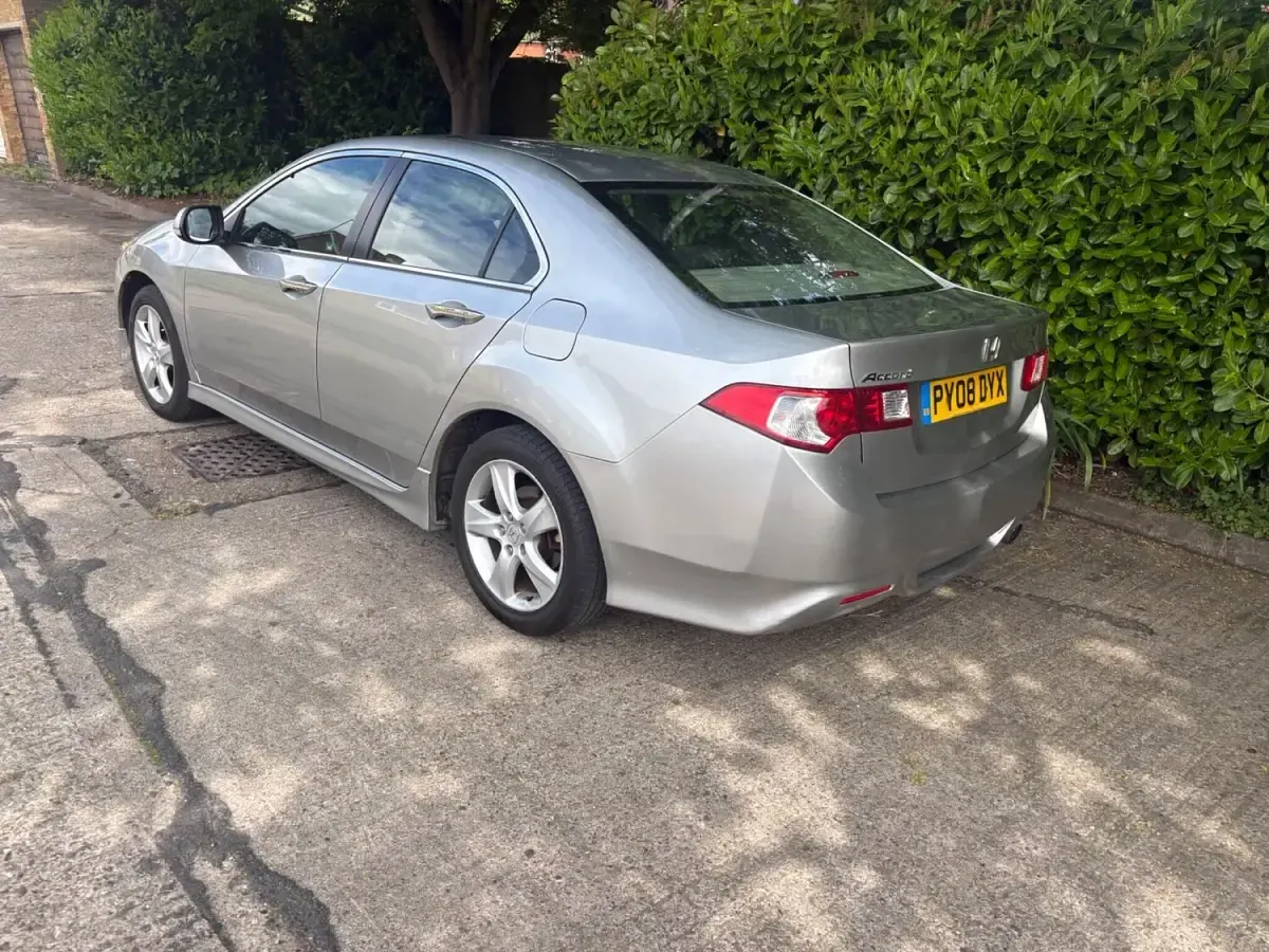 Used Honda Accord ES 2008 Silver Sedan