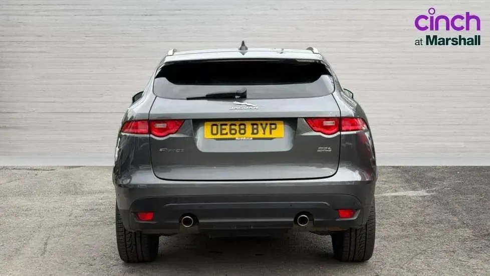 Used Jaguar F-Pace Portfolio 250 HP (183 kW) 2018 Metallic  corris grey SUV