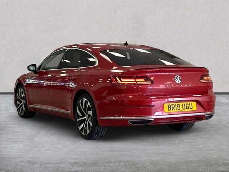 Used VW Arteon R-line 190 HP (139 kW) 2019 Red Hatchback
