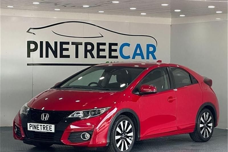 Red Used 2016 Honda Civic SE Plus Hatchback | £9,499 (Fair price) - Image 1/1