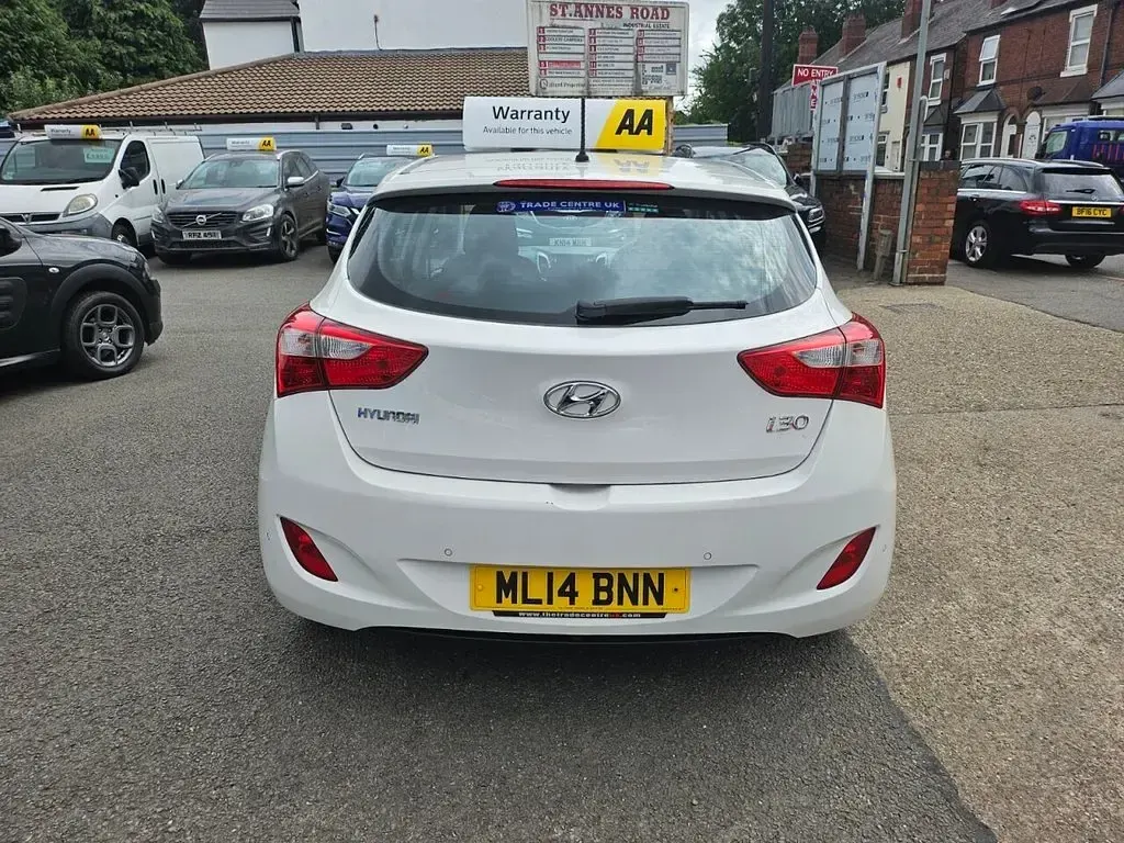 Used Hyundai i30 Active 2014 White Hatchback