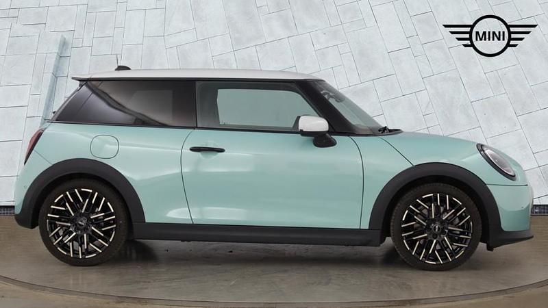 Used Mini Cooper S Hatch 201 HP (147 kW) 2024 Green Hatchback