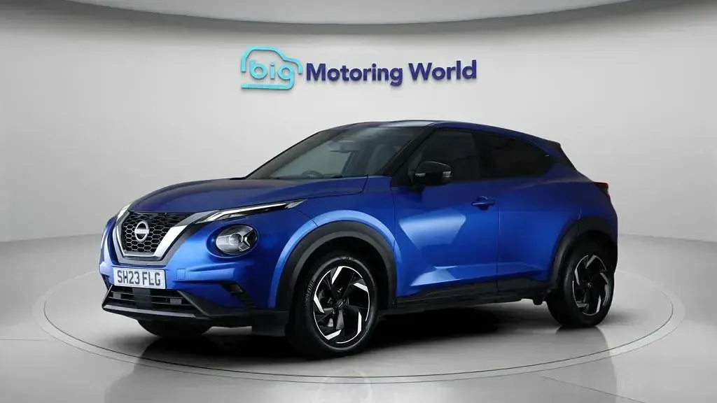 Used Nissan Juke N-Connecta 114 HP (83 kW) 2023 Blue SUV