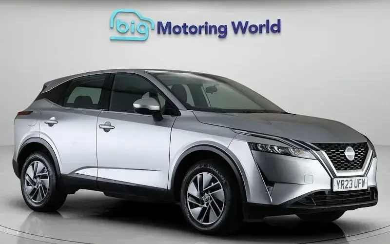Usado Nissan Qashqai Acenta Premium 140 HP (102 kW) 2023 SUV