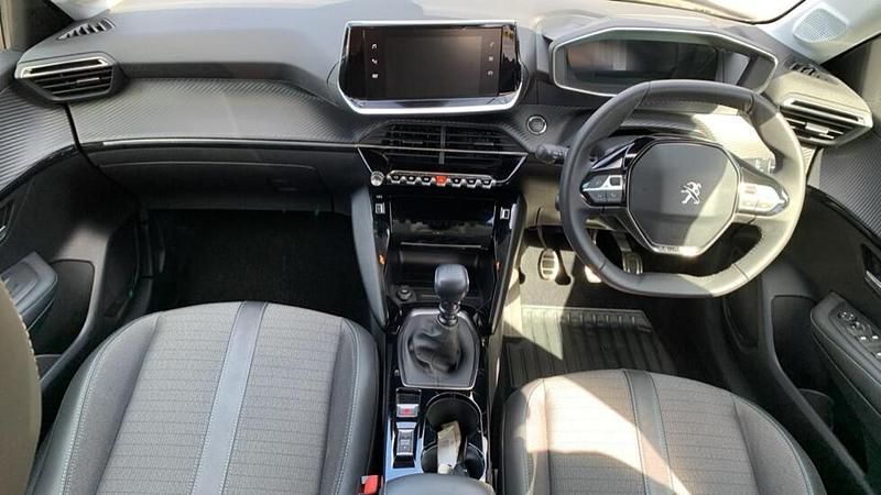 Used Peugeot 208 Allure+ 99 HP (72 kW) 2023 Grey Hatchback