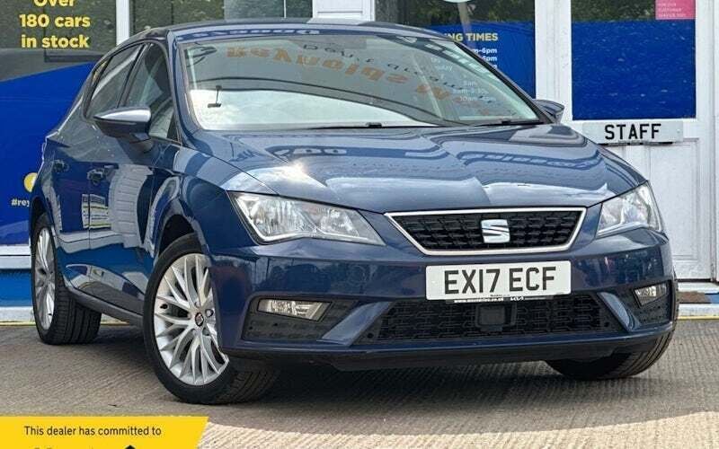 Blue Used 2017 Seat Leon SE Dynamic Hatchback | £8,650 (Fair price) - Image 1/4