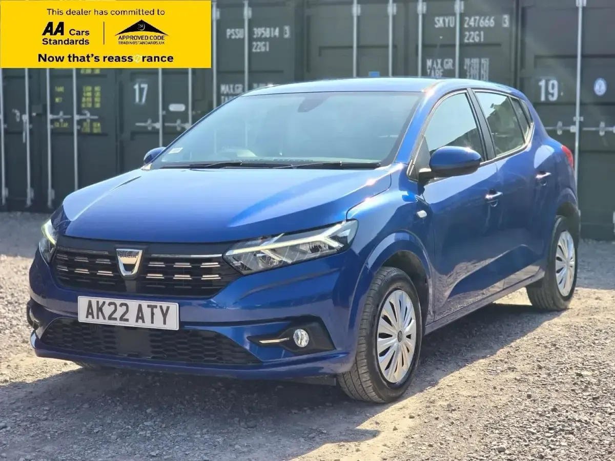 Used Dacia Sandero Comfort 91 HP (66 kW) 2022 Blue Hatchback