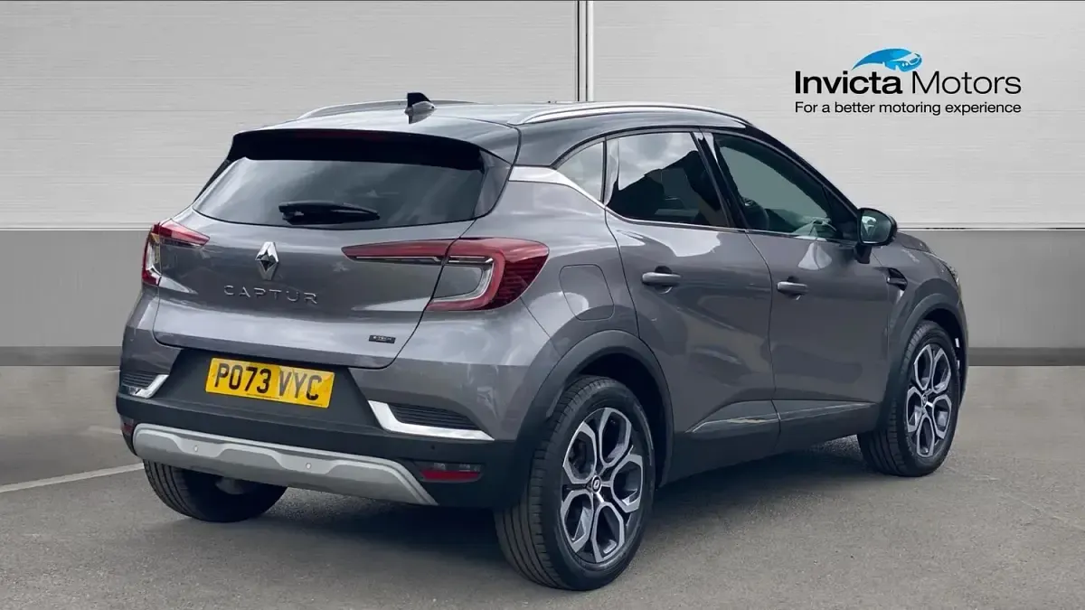 Used Renault Captur Techno 143 HP (105 kW) 2023 Other SUV