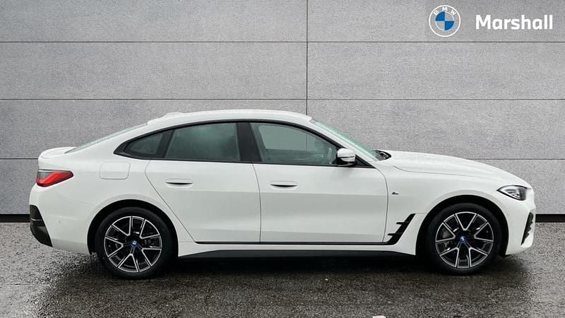 Used BMW i4 M Sport 210 kW (286 HP) 2023 Alpine white Sedan