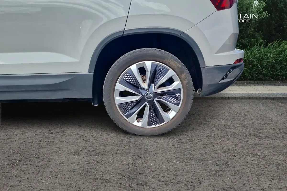 Used Skoda Karoq SE L 150 HP (110 kW) 2023 Grey SUV