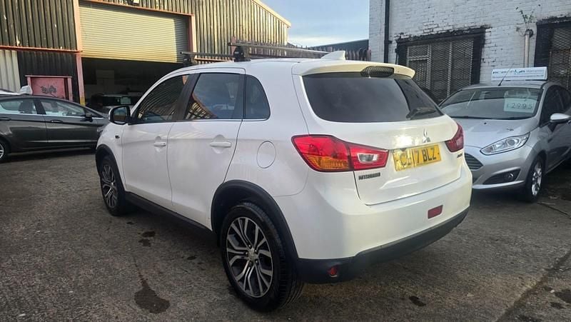 Used Mitsubishi ASX 117 HP (86 kW) 2017 White SUV