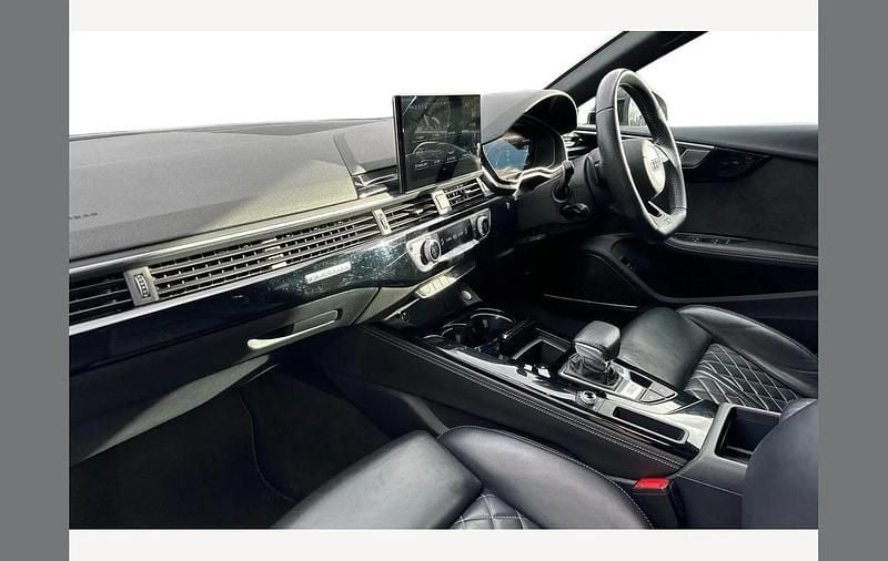 Used Audi S5 Comfort 347 HP (255 kW) 2021 White Coupe