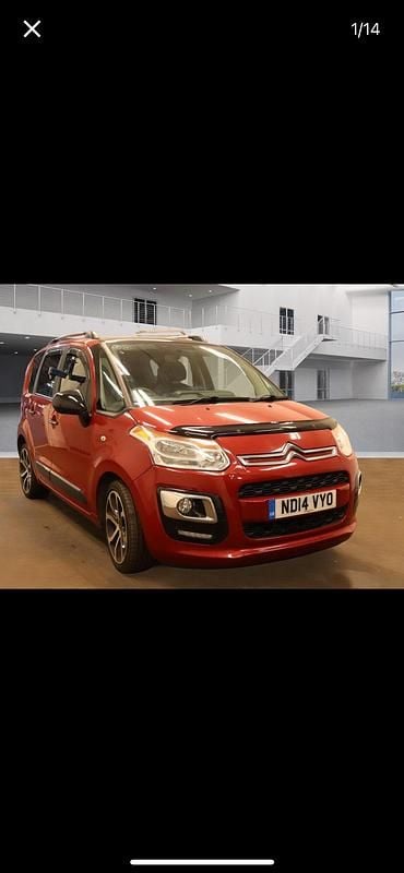 Red Used 2014 Citroën C3 Picasso SELECTION MPV | £2,999 (Good price) - Image 1/4