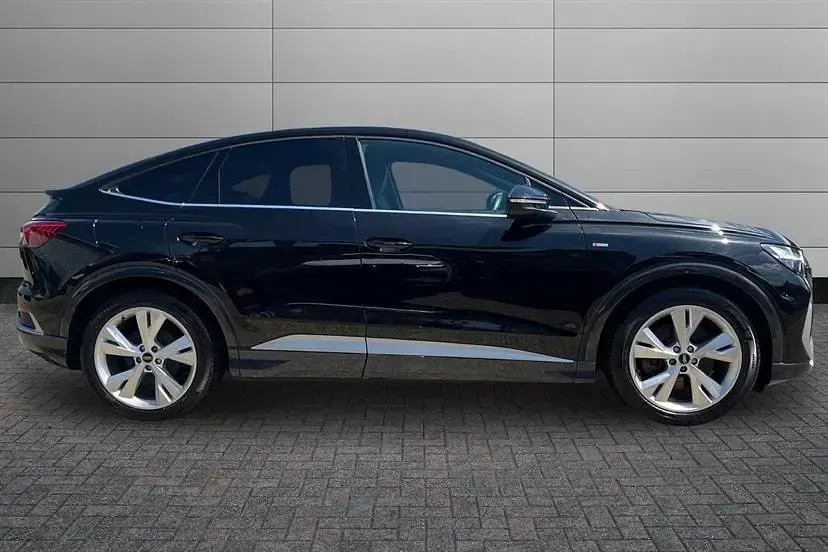Used Audi Q4 e-tron S-Line 150 kW (204 HP) 2023 Mythos black SUV